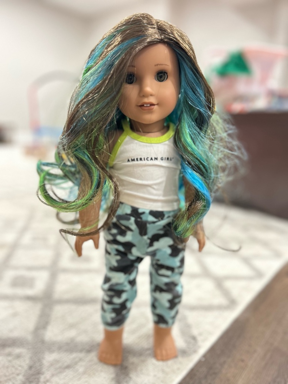 American Girl Truly Me Doll Outfit with Blue and Green Hair Streaks - Picture 4 of 7